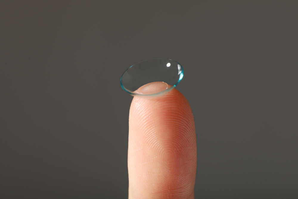 Skleral Askılı Lens
